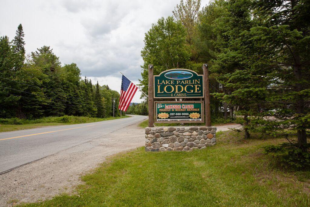 Lake Parlin Lodge & Cabins West Forks Екстер'єр фото