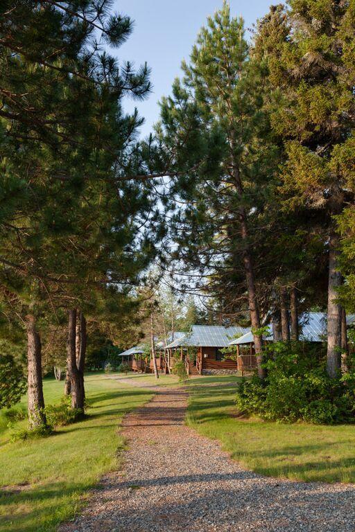 Lake Parlin Lodge & Cabins West Forks Екстер'єр фото