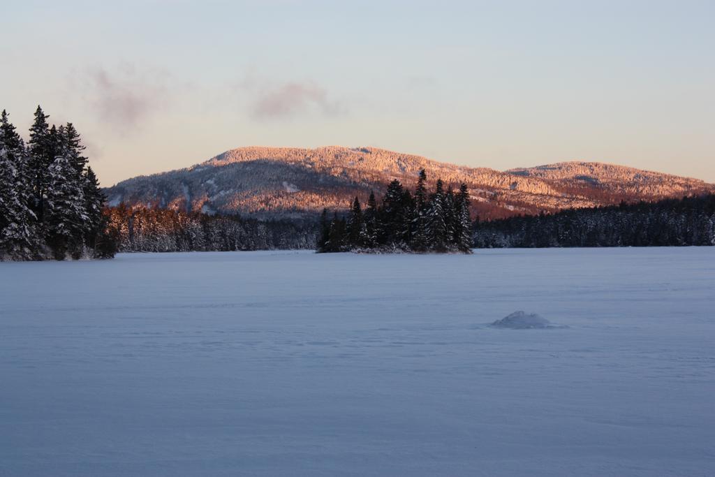 Lake Parlin Lodge & Cabins West Forks Екстер'єр фото