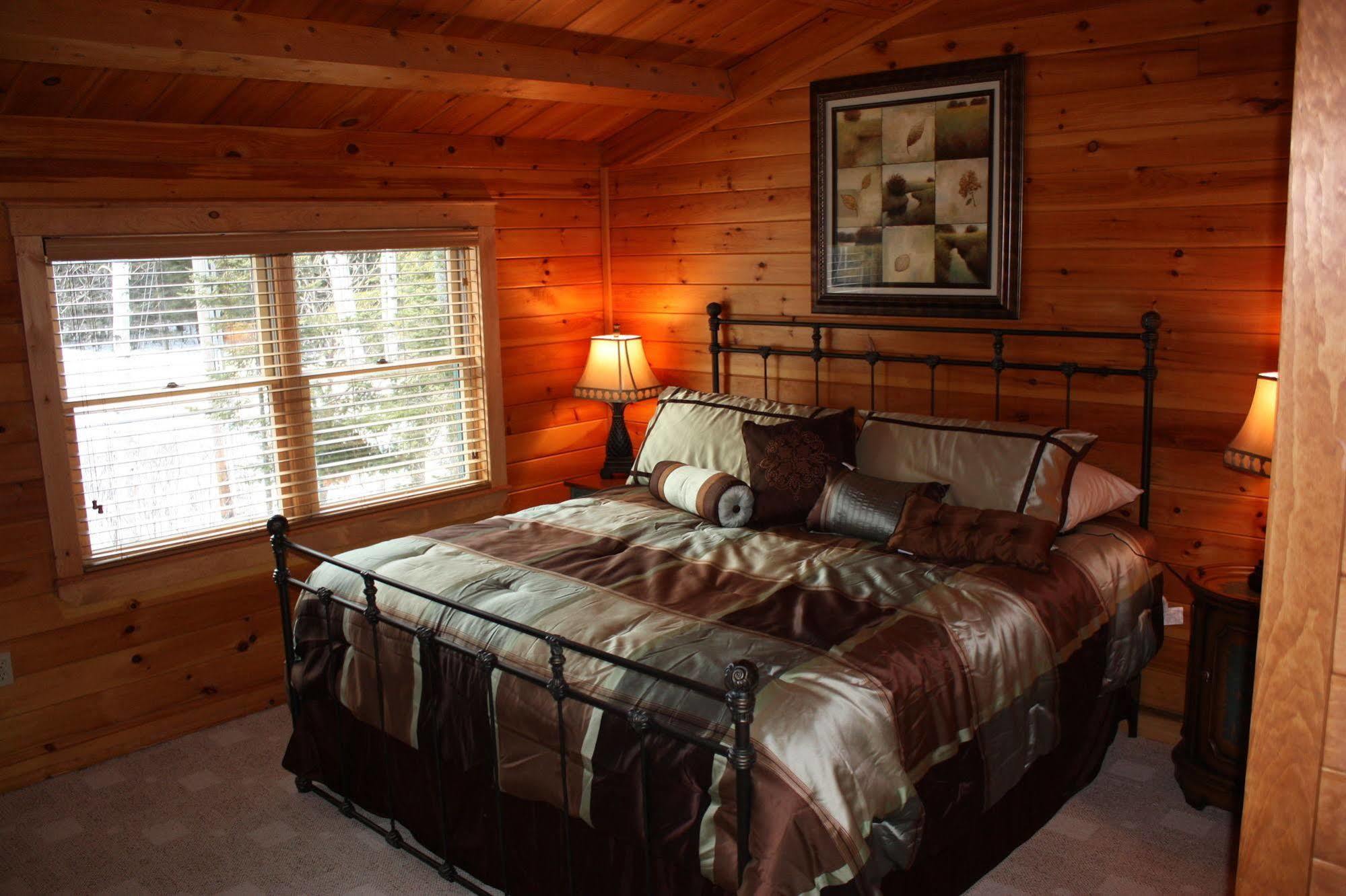 Lake Parlin Lodge & Cabins West Forks Екстер'єр фото